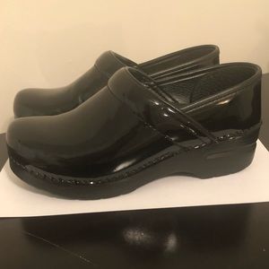 Dansko Professional Black Patent 36